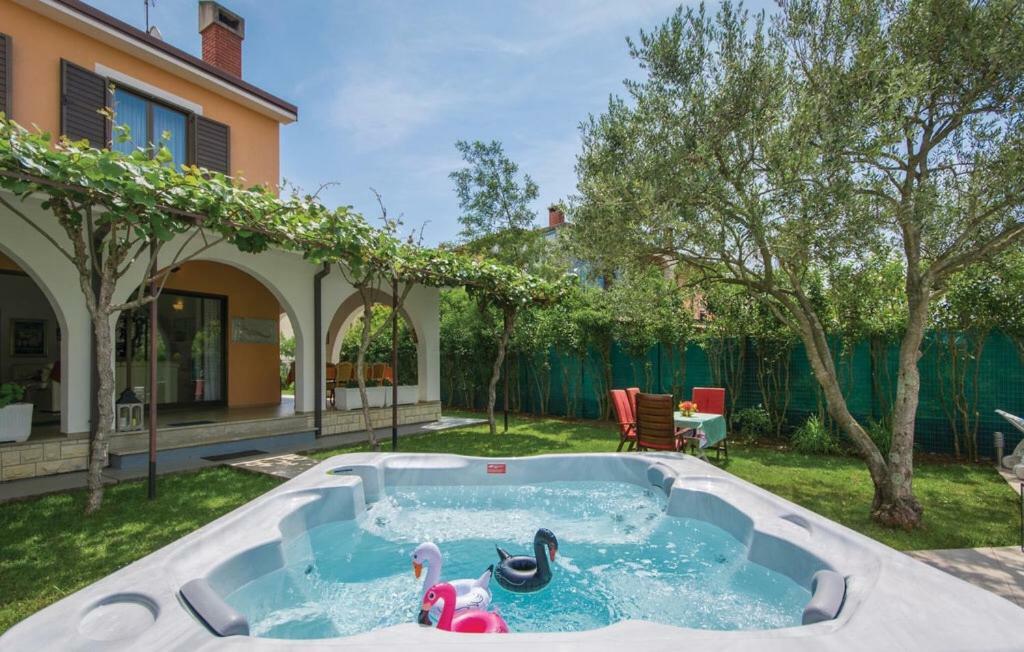 Villa Lukas Umag Extérieur photo